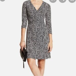 Banana Republic Monochrome Patterned Long Sleeve Dress
